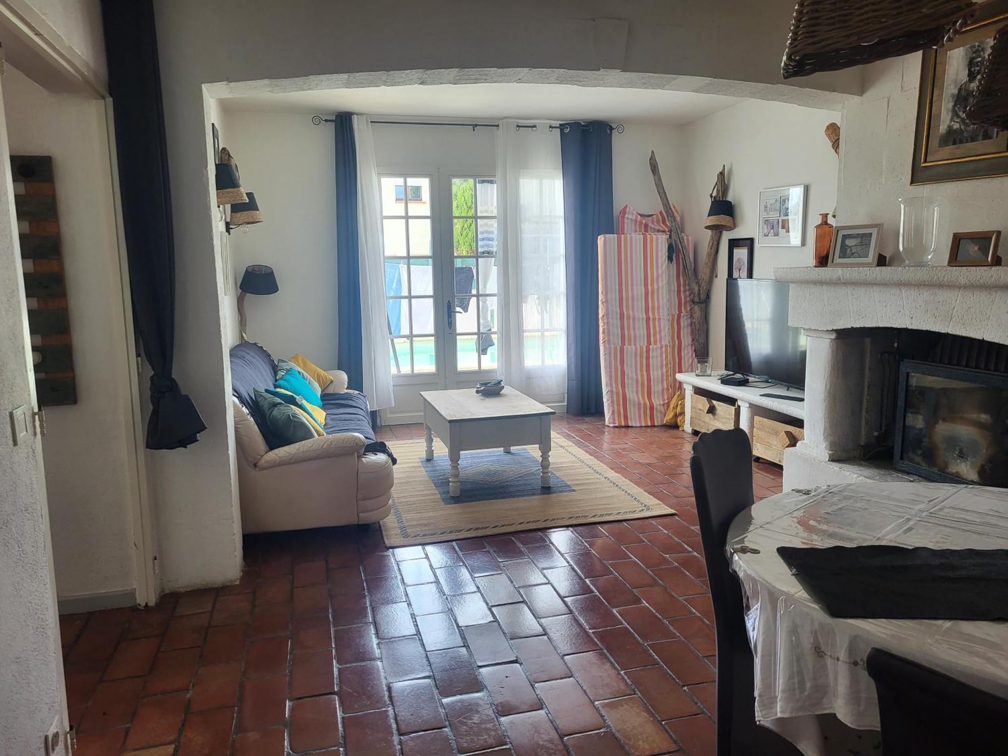 Maison Au Calme Sur Arles Villa Esterno foto