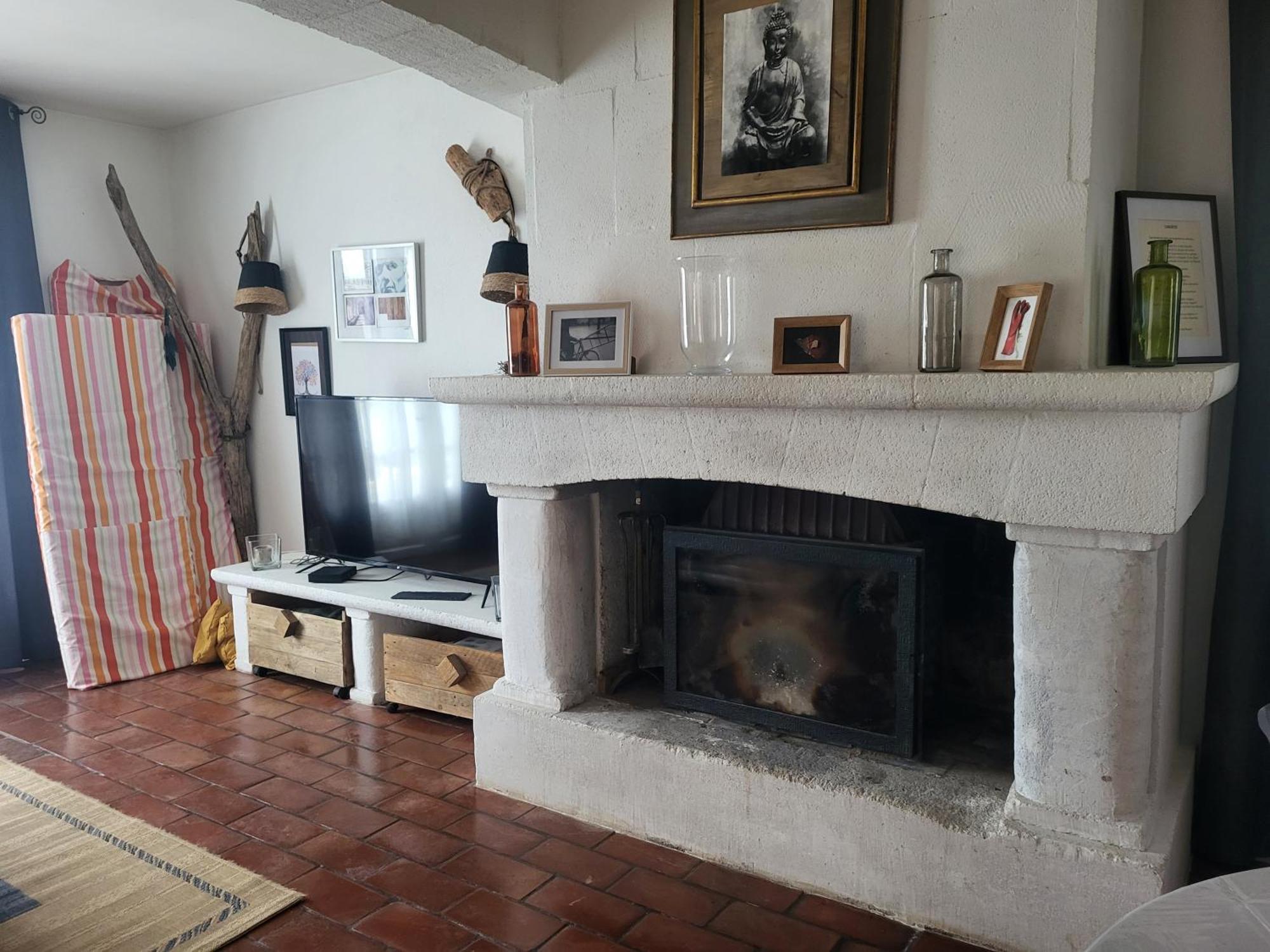 Maison Au Calme Sur Arles Villa Esterno foto