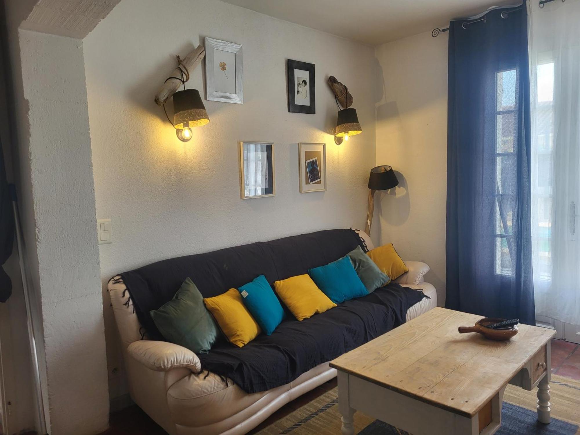 Maison Au Calme Sur Arles Villa Esterno foto